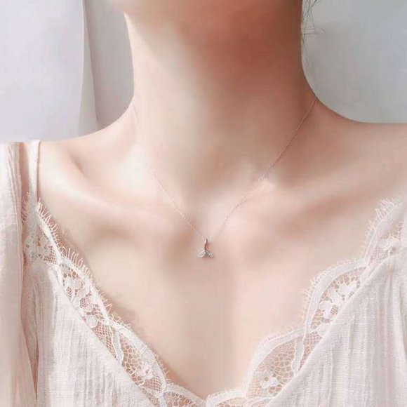 925 Sterling Silver Diamond Mermaid Tail Necklace - Picture 5 of 5